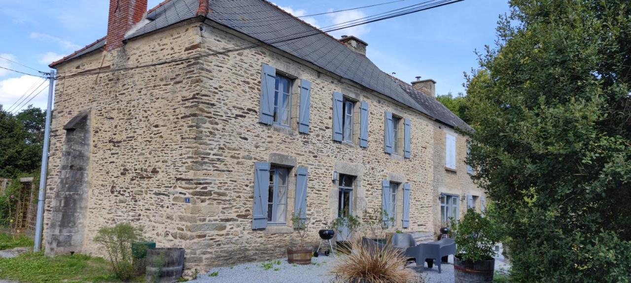 Les Volets Gris Villa La Croix-Hellean Exterior photo